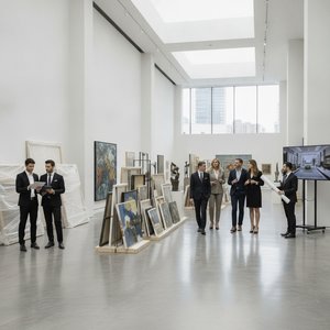 Bulk Art Procurement Guide: High-Volume Fine Art Solutions for Luxury Hotels & Corporate Interiors