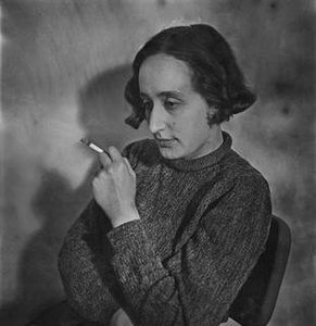 Edith Behring