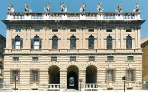 Palazzo Canossa — Michele Sanmicheli