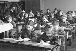 Repatriated Jewish Children In A Joint-supported School — Jean Mohr