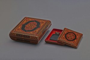 Colored Lacquer And Kinma Inkstone Box — Zokoku Tamakaji