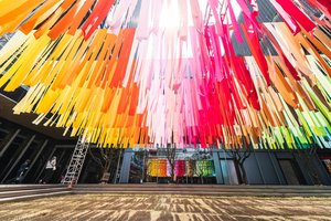 100 Colors — Emmanuelle Moureaux Leclerc