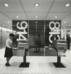 Rank Xerox Showroom, Milan, Italy — Massimo Vignelli, Vignelli Associates