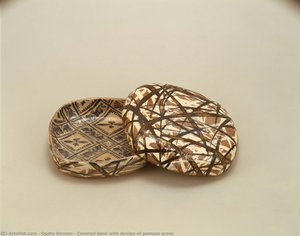 Covered Bowl With Design Of Pampas Grass — Ogata Kenzan