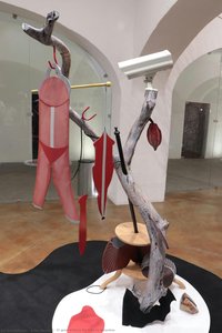 El Gran Árbol Y Los Tres Ex-amantes. — Erika Harrsch