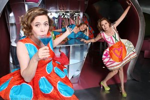 Agatha + Meninas — Águeda Isabel Ruiz De La Prada Y Sentmenat