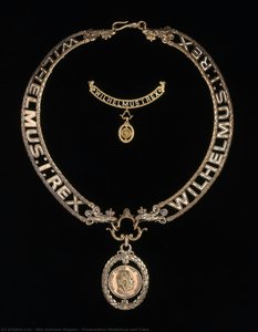 Presentation Medallions And Chain — Otto Koloman Wagner