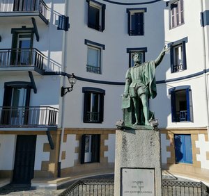 Bronze Statue Of Elcano — Antonio Palao Y Marco