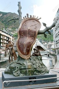 Nobilitet Av Tid — Salvador Dalí