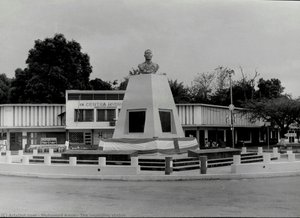 The Imposing Statue — Mohamed Amin