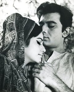 Aruna Irani And Mahesh Desai In — Chandrasekhara Venkata Raman