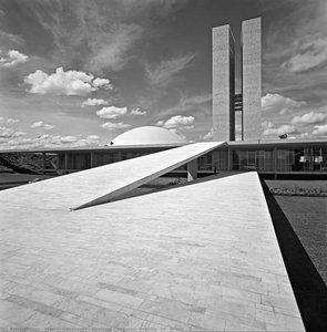 Narodni Svet, Belo Kristalno Mesto, Brazilija — Marcel Gautherot
