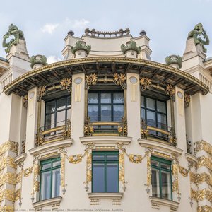 Medallion House — Otto Koloman Wagner
