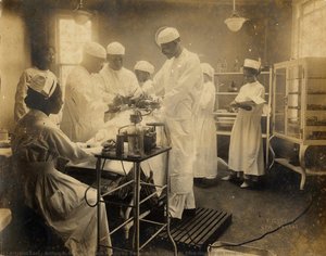Rivers Frederick Performing Surgery At Flint-goodridge Hospital — Arthur P. Bedou