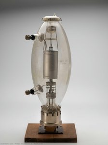 Radio Tube — Philips Vinckboons (ii)