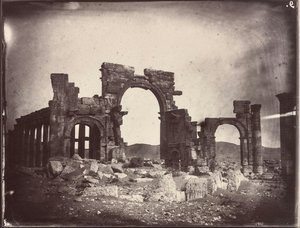 Monumental Arch — Louis Vignes