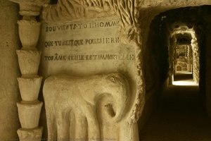 Elephant (detail Of The Ideal Palace) — フェルディナン・シュヴァル