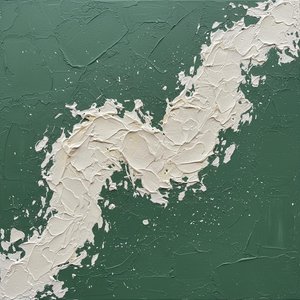 Fractured Sage: En Monumental Studie I Skulptural Vit Impasto Och Organisk Rörelse
