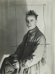 Yves Tanguy — Man Ray