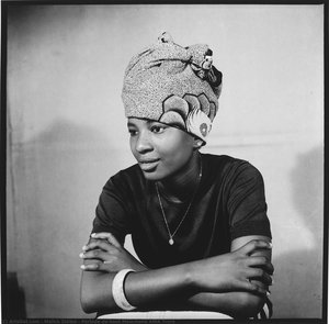 Période De Haut Mouchaire Awa Troré — Malick Sidibé