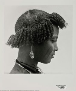 Untitled — Johnson Donatus Aihumekeokhai Ojeikere
