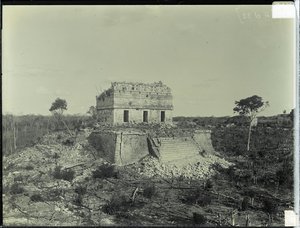 Fotografie Von Chichén Itzá, Aufgenommen Von A.p. Maudslay — Alfred Percival Maudslay