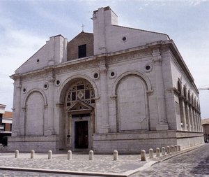 Exterior Of Tempio Malatestiana — Leon Battista Alberti
