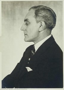 Count Étienne De Beaumont — Man Ray