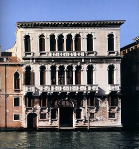 Ca' Tron Façade — Antonio Gaspari