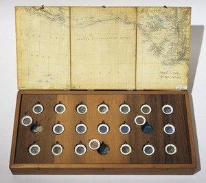 Object (roses Des Vents) — Joseph Cornell