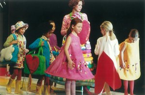 Desfile Infantil De Moda Em Florença — Ágatha Ruiz De La Prada