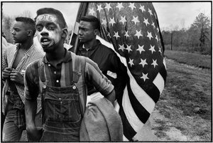 Martin Luther King Jr. Led A Group Of Marchers From Selma To Montgomery To Fight For Black Suffrage. — ब्रूस डेविडसन
