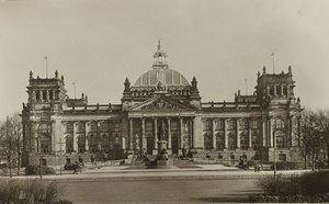 Berlin: Reichstag Building — Johann Paul Wallot