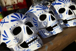 Máscaras De Calavera — Colectivo Última Hora