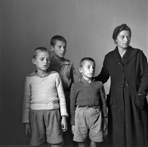 Fatherless Family — Voúla Papaïoánnou