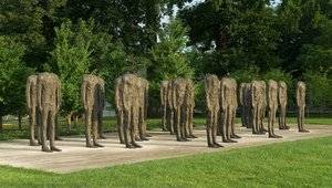 Standing Figures (thirty Figures) — Magdalena Abakanowicz