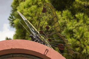 Papallona Sculpture — Paulí Collado I Martínez