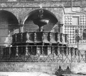 Fonte Maggiore — Nicola Pisano