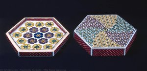 Title Name(japanese): 磁器 色絵四弁花更紗模様六角飾筥 — Tomimoto Kenkichi