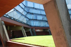 Queen — James Stirling Michael Wilford & Associates