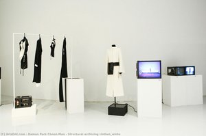 Structural Archiving Clothes_white — Demoo Park Choon-moo