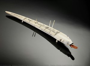 Inupiaq (alaskan Inupiat Eskimo) Cribbage Board In The Form Of A Polar Bear — Aloysius Pikonganna, Inupiaq (alaskan Inupiat Eskimo)