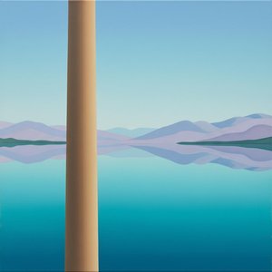 Monolithische Stille Inmitten Ätherischer Lavendelgipfel Und Blaugrüner Horizonte