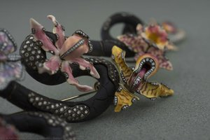 Detail Of The Brooch With Snake — Avedis Kendir