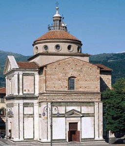 Exterior — Giuliano Da Sangallo