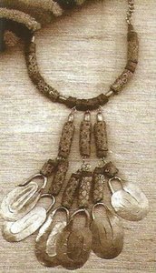 Turkana Earrings And 19th Century Venetian Trade Beads — Alan Donovan Phillips Leitch