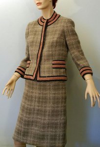 Grey And Pink Wool Tweed Suit — Gabrielle Bonheur Chanel