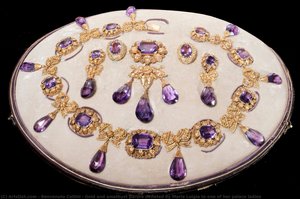 Gold And Amethyst Parure Donated By Maria Luigia To One Of Her Palace Ladies — Benvenuto Cellini