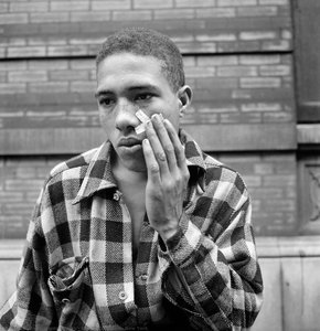 Untitled, Harlem, New York — Gordon Parks