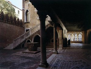Ca' D'oro Portico And Inner Courtyard — Matteo Raverti